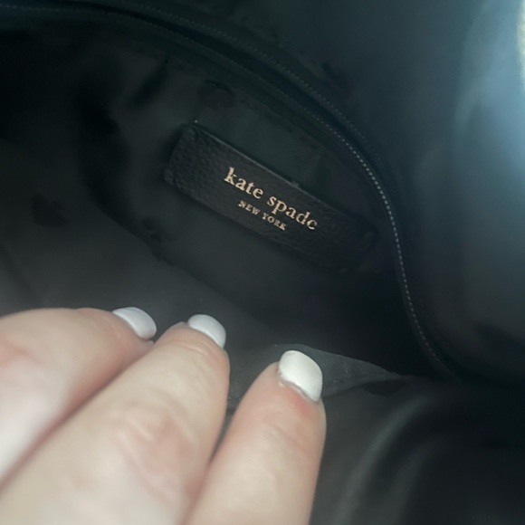 Kate spade crossbody purse - Picture 3 of 3
